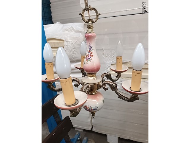 Lot 38 - luster in porselein - afbeelding 2 van  4