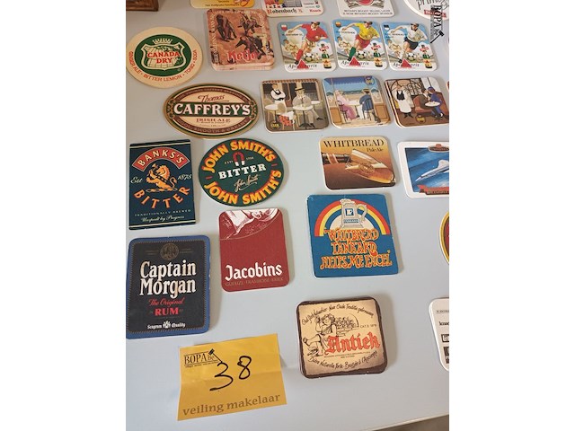 Lot 38 - oude bierviltjes. 50 stuks - afbeelding 1 van  6