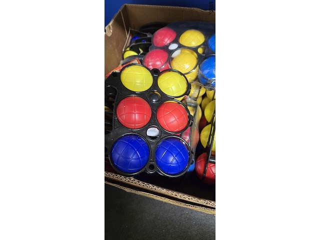 Lot 38 - petanque sets nieuw 13 stuks - afbeelding 2 van  2