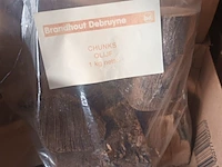 Lot 38 - rookhout chunks olijf 1 kg. 18 stuks - afbeelding 2 van  2