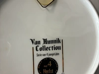 Lot 38 - serie van hunnik collection - 3 stuks - afbeelding 7 van  7
