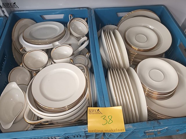 Lot 38 - servies bavaria schirnding - afbeelding 1 van  5