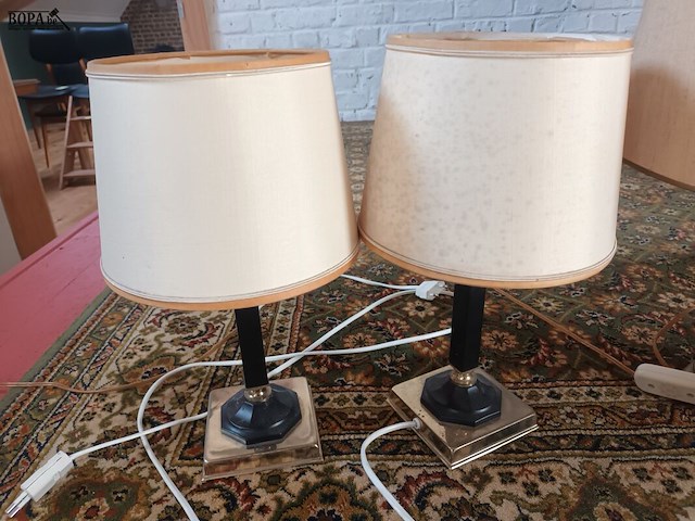 Lot 38 - tafellamp. 3 stuks - afbeelding 3 van  3