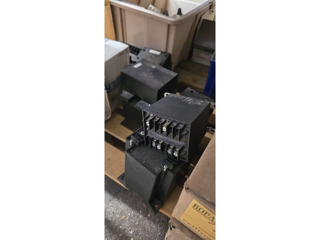 Lot 38 - transfo's ong 22 stuks - afbeelding 2 van  3