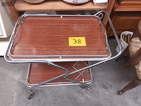 Lot 38 - vintage serveerkar - afbeelding 1 van  4