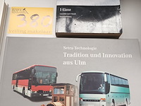 Lot 380 - boeken en tijdschriften over auto’s. 9 stuks - afbeelding 2 van  5