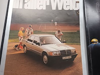 Lot 380 - boeken en tijdschriften over auto’s. 9 stuks - afbeelding 4 van  5