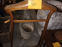 Lot 381 - houten dressboy - afbeelding 2 van  2