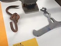 Lot 382 - beenhouwers materiaal