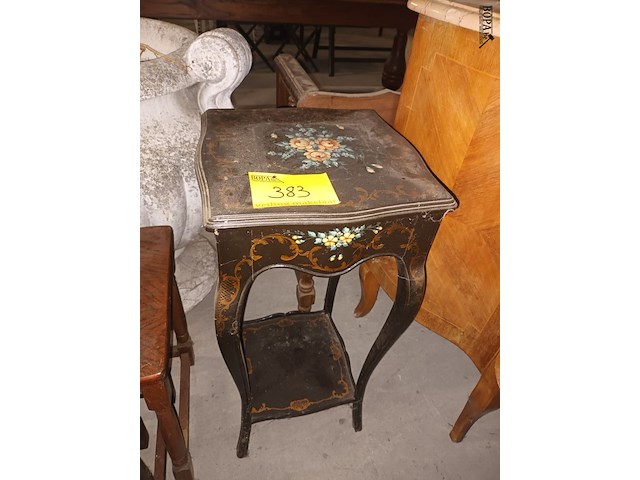 Lot 383 - antieke plantentafel - afbeelding 1 van  4