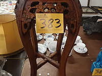 Lot 383 - chinese plantenstaander - afbeelding 1 van  4