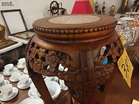 Lot 383 - chinese plantenstaander - afbeelding 3 van  4