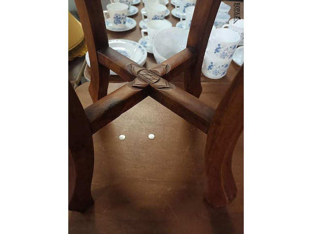 Lot 383 - chinese plantenstaander - afbeelding 4 van  4