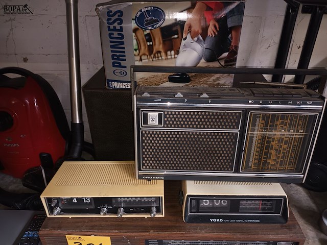 Lot 384 - lot elektro. 8 stuks - afbeelding 2 van  4
