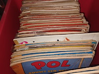Lot 384 - strips. 65 stuks - afbeelding 2 van  3