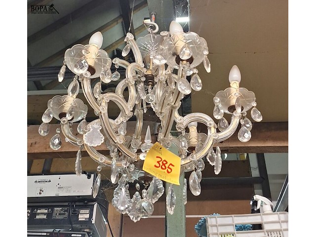 Lot 385 - glazen luster - afbeelding 1 van  1