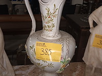 Lot 385 - italiaanse vaas - afbeelding 1 van  5