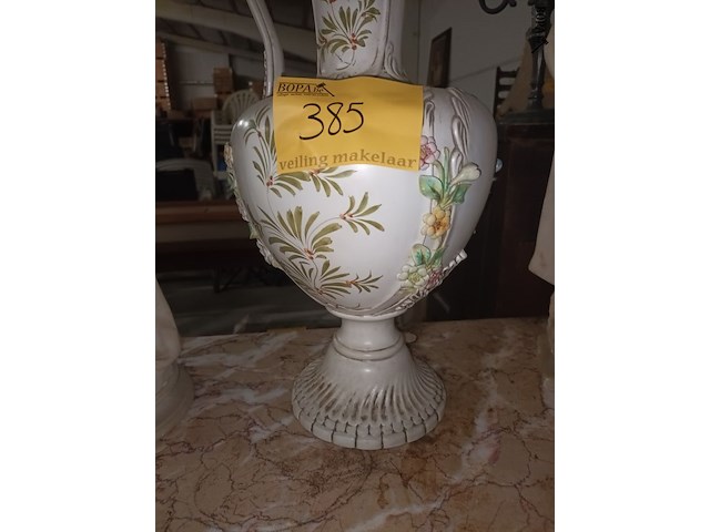 Lot 385 - italiaanse vaas - afbeelding 2 van  5