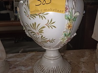 Lot 385 - italiaanse vaas - afbeelding 2 van  5