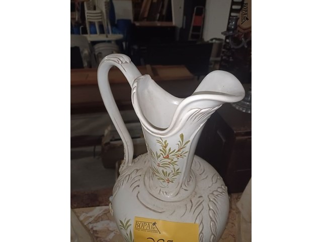 Lot 385 - italiaanse vaas - afbeelding 3 van  5