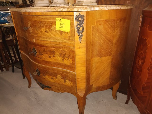 Lot 387 - antieke ladekast - afbeelding 2 van  4