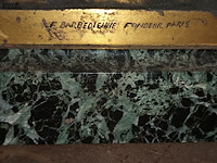 Lot 388 - bronzen beeld vrouw met vleugels - afbeelding 4 van  5