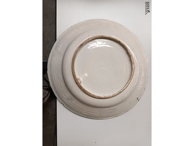 Lot 388 - sierbord polychroom - afbeelding 5 van  5