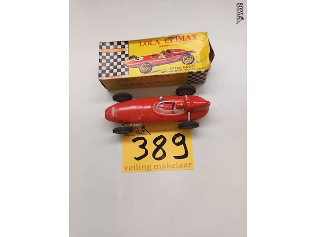 Lot 389 - speelgoed auto racing car - afbeelding 1 van  4