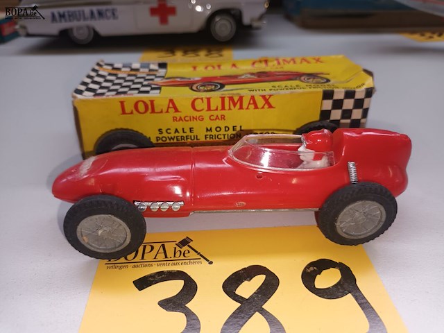 Lot 389 - speelgoed auto racing car - afbeelding 2 van  4