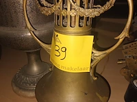 Lot 39 - antieke kelk en lamp - afbeelding 3 van  3