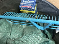 Lot 39 - lot tuinmateriaal : herbruikbare afvalzakken - box tuinmater - afbeelding 4 van  4