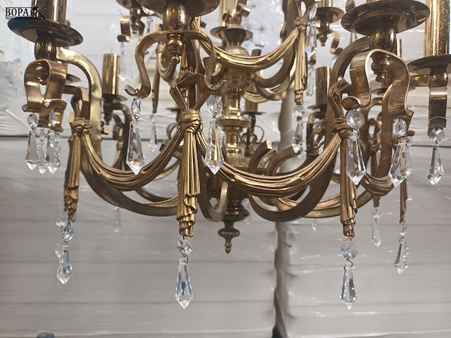 Lot 39 - luster koper met kristallen - afbeelding 2 van  5