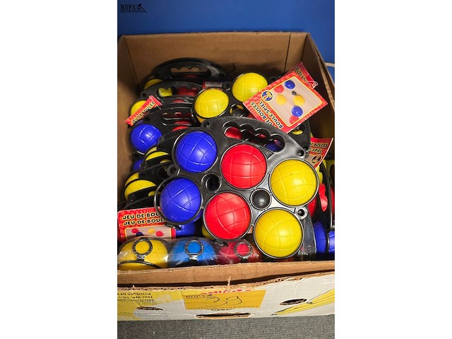 Lot 39 - petanque sets nieuw 13 stuks - afbeelding 1 van  2
