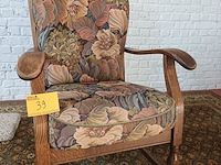Lot 39 - retro houten armstoel - afbeelding 1 van  3