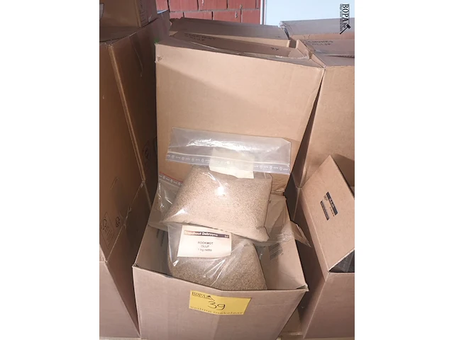 Lot 39 - rookmot olijf 1 kg. 17 stuks - afbeelding 1 van  2