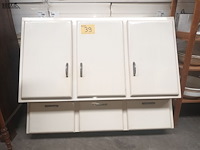 Lot 39 - vintage keukenkast - afbeelding 4 van  4