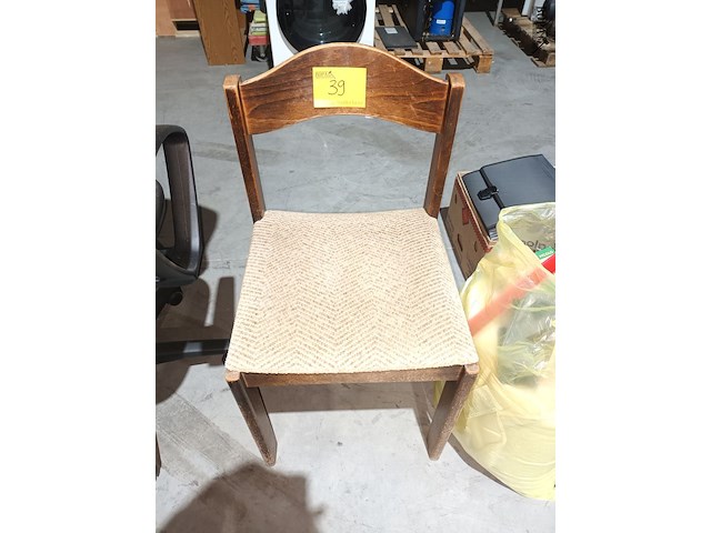 Lot 39 - vintage stoel - afbeelding 1 van  3