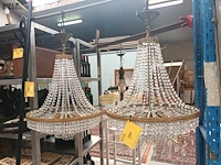 Lot 390 - luchters. 2 stuks