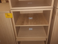 Lot 390 - modulaire kasten - afbeelding 2 van  3