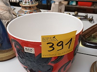 Lot 391 - retro bloempot bay keramik - afbeelding 1 van  4