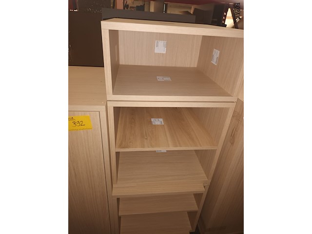 Lot 392 - modulaire kasten. 2 stuks - afbeelding 3 van  3