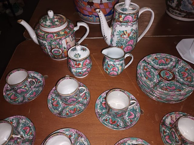 Lot 393 - chinees koffieservies. 25 stuks - afbeelding 2 van  4