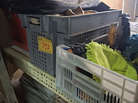 Lot 393 - lot werkmateriaal - afbeelding 1 van  5