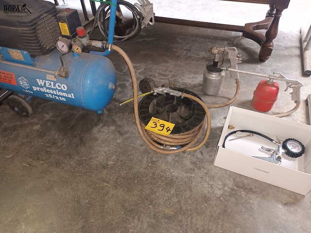 Lot 394 - compressor welco - afbeelding 1 van  4