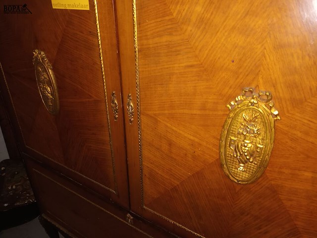 Lot 395 - antieke kast - afbeelding 6 van  6