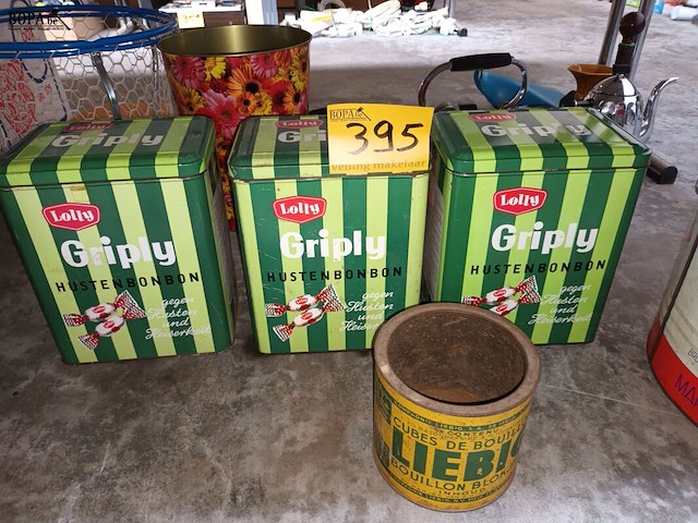 Lot 395 - blikken dozen. 7 stuks - afbeelding 3 van  4
