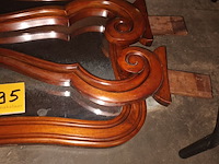 Lot 395 - spiegel met zijstukken - afbeelding 2 van  3