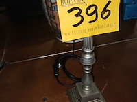 Lot 396 - lampedaire - afbeelding 2 van  3