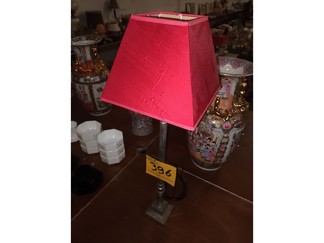 Lot 396 - lampedaire - afbeelding 3 van  3