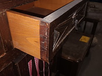 Lot 397 - antieke houten keukenkast - afbeelding 4 van  4